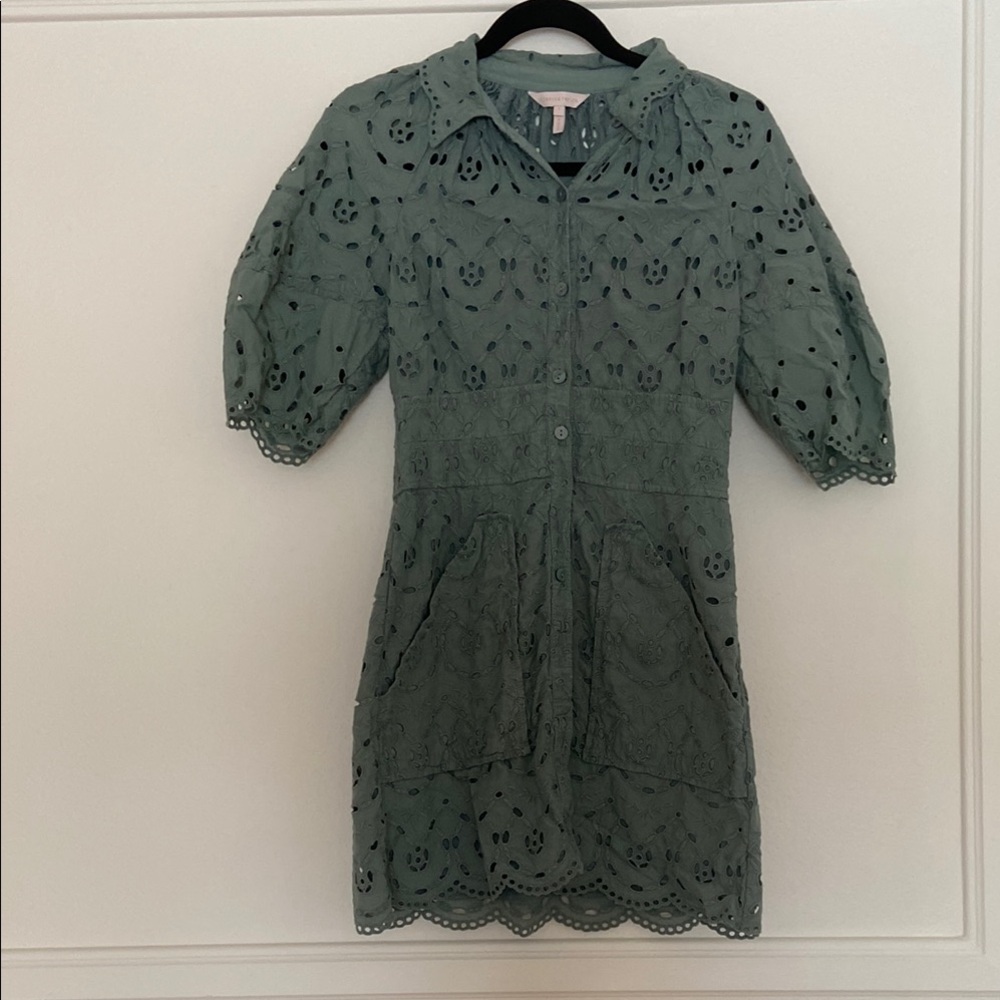 Green Sheath Dress with Puff Sleeves and Peter Pan Collar